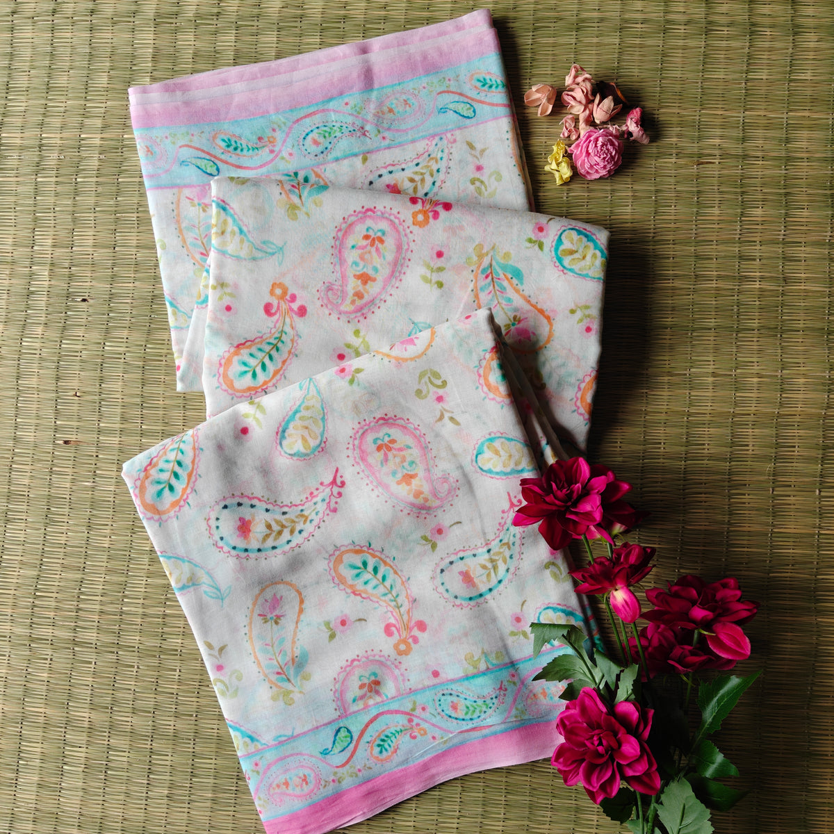 Pastel-toned Printed Mul Cotton Saree