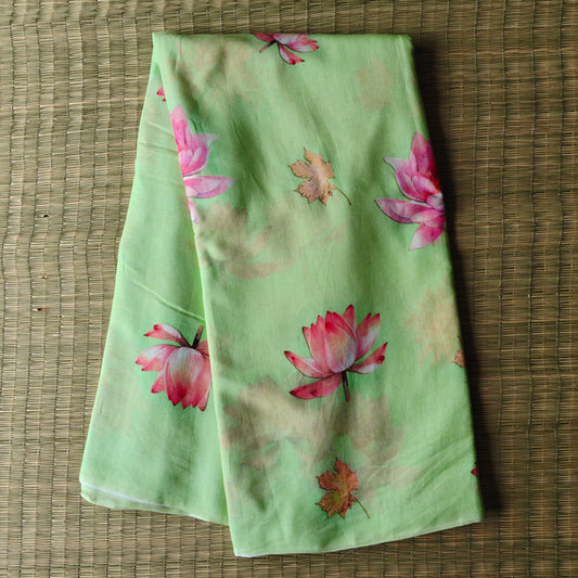 Graceful Mul Cotton Saree with Lotus Motifs