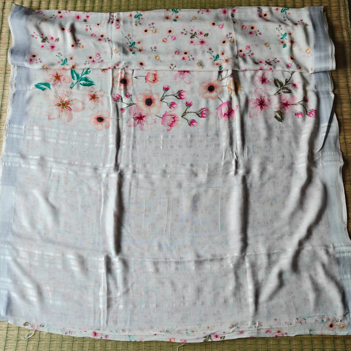 Floral Printed Cotton Linen Saree