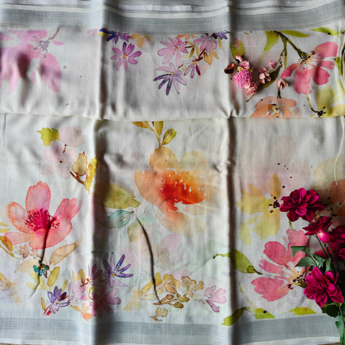 Colourful Floral Printed Cotton Linen Saree