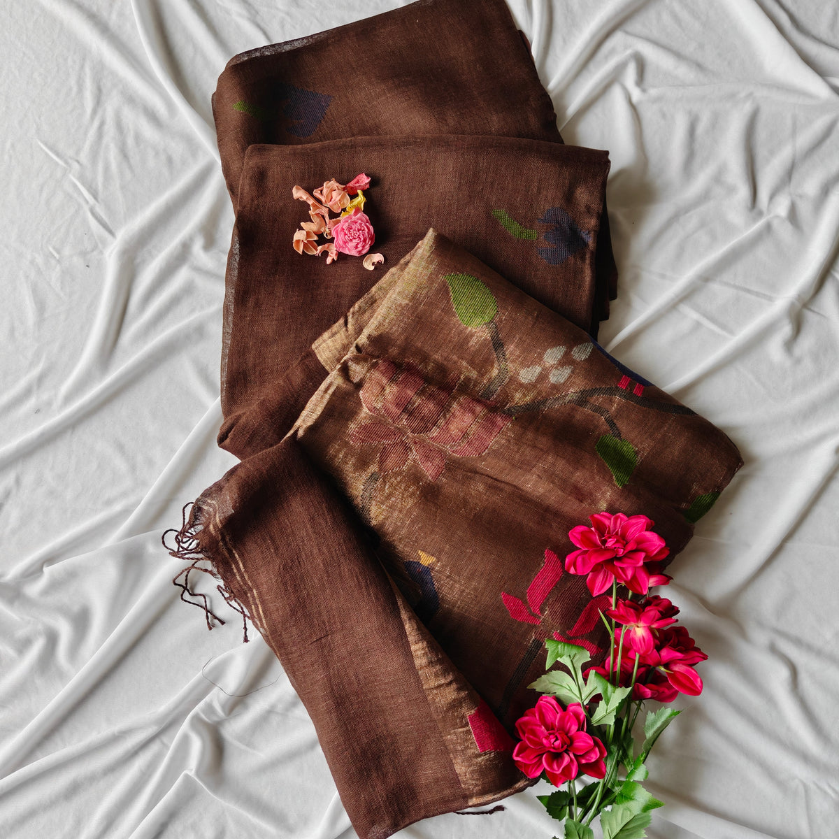 Pure Linen Paithani Saree with Peacock and Lotus Motifs