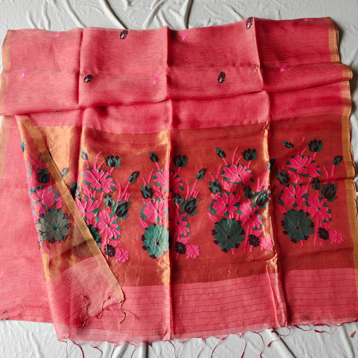 Linen Saree with Tissue Pallu, intricate Lotus Design